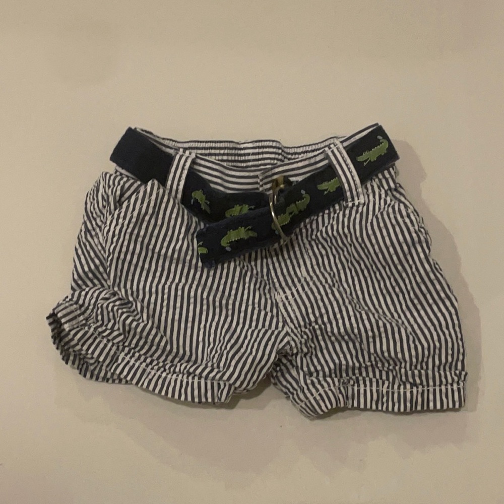 Toddler seersucker shorts with alligator belt